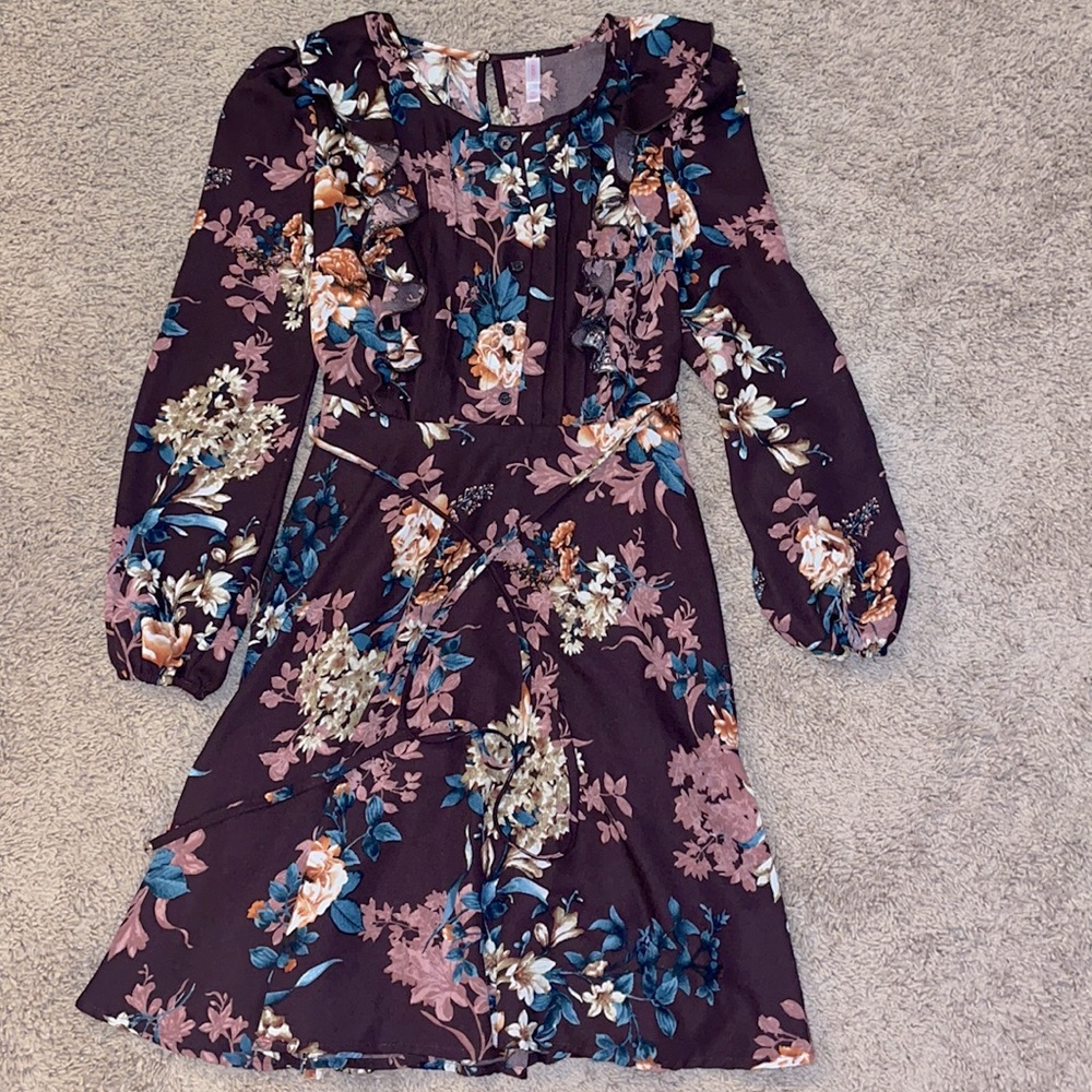 Long sleeve maroon dress
